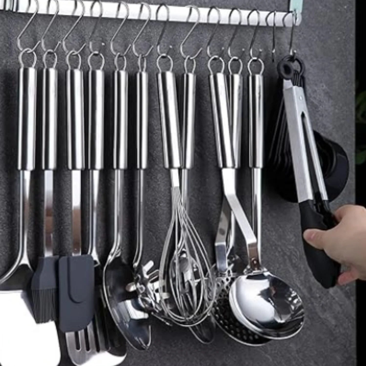 Kitchen Utensils Set 38 Pieces Stainless Steel Cooking Utensils Set Kitchen Gadgets Cookware Kitchen Tool Set with Utensil Holder Rack And Hooks For Hanging Dishwasher Suitable – Space-Saving Hanging Design for Streamlined Everyday Routines